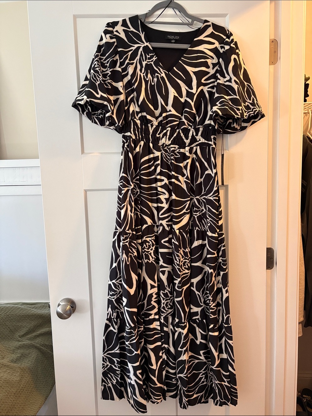 Rachel Zoe Black and Cream Floral Maxi Dress Women’s Medium